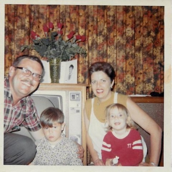 Meet your Posher, Teresa - Picture 1 of 1